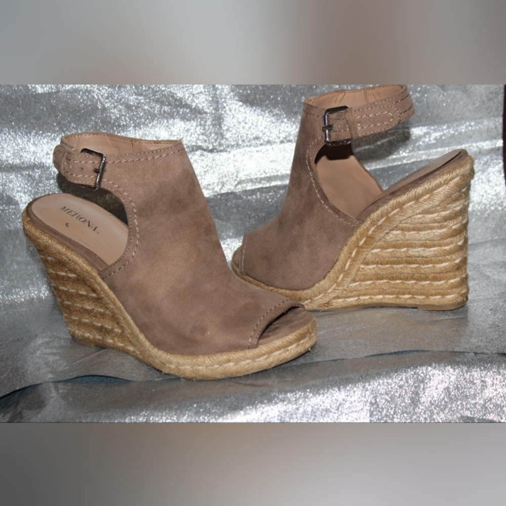 Merona Platforms - Picture 7 of 10